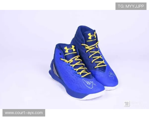 顶级球星专属足球鞋推荐解析 各大品牌明星鞋款大盘点